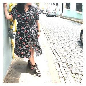 Influence Plus Shirred Sleeve Floral Midi Dress